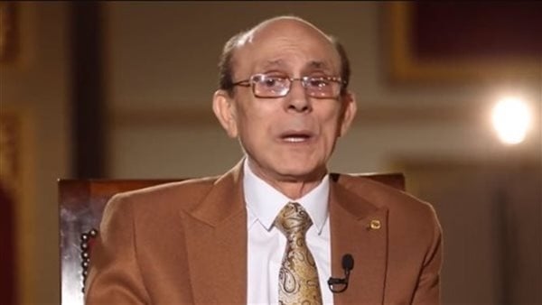 محمد صبحي، فنان استثنائي رفض منصب وزير الثقافة.. وهذا سر حذف مشاهد من "فارس بلا جواد"