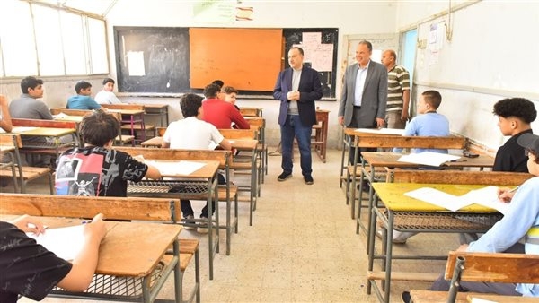 بعد تسريب الامتحان الأساسي والبديل، تأجيل مادة الجبر للشهادة الإعدادية بأسيوط للأربعاء المقبل