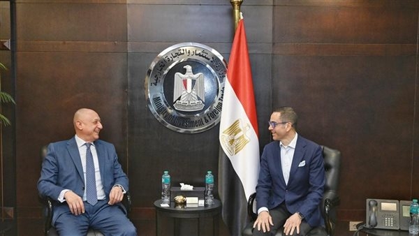 وزير الاستثمار يدعو آبل لافتتاح متجر رسمي في مصر
