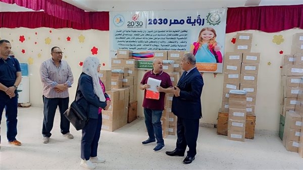 مراكز توزيع أسئلة امتحانات الشهادة الإعدادية بـ"تعليم الفيوم" تتسلم بوكليت اليوم الأخير