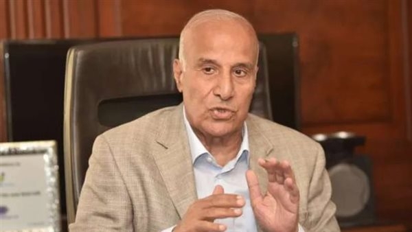 رئيس اتحاد منتجي الدواجن: الفراخ أصبحت أرخص بروتين بمصر.. والمجمدة أكثر أمانا من الحية.. وحجم صادراتنا 7% فقط (حوار)