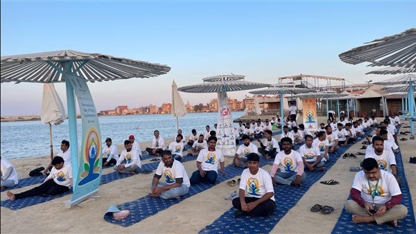 سكرتير عام الإسماعيلية والمستشار الثقافي لسفارة الهند يشهدان الاحتفال باليوم العالمي لليوجا (صور)