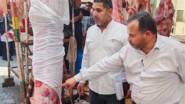 ضبط 100 كيلو لحوم مذبوحة خارج السلخانة في الإسماعيلية (صور)