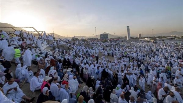 غرفة السياحة تطالب الشركات بتوعية الحجاج بعدم حتمية المبيت بمنى