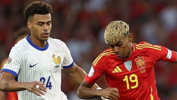 نصف نهائي دوري الأمم الأوروبية، إسبانيا تتقدم على فرنسا بثنائية في الشوط الأول
