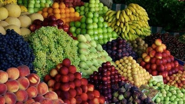 سعر الفاكهة اليوم، انخفاض 5 أصناف في العيد والخوخ والبرقوق والمشمش لـ"الفرجة فقط"