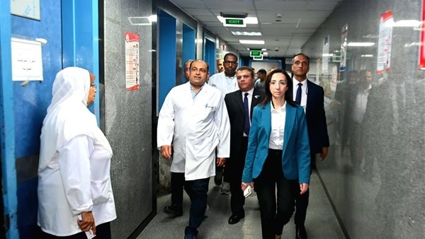 إحالة مدير مخازن مستشفى دمنهور للتحقيق لتقاعسه عن العمل بعيد الأضحي