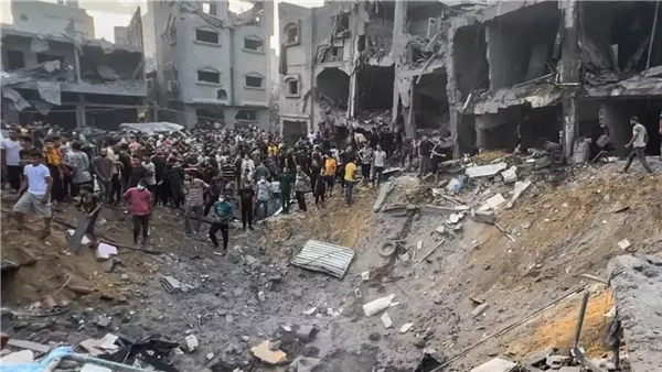 41 شهيدا في غارات إسرائيلية على مناطق عدة بغزة منذ فجر اليوم