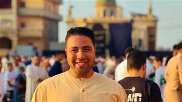 قرية العتوة بالغربية ترتدي ثوب الحزن بعد وفاة شاب قبل زفافه بساعات