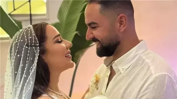"ابحثوا عن رضا ربنا"، أحمد شامل يوجه رسالة بعد زواجه من أسما شريف منير