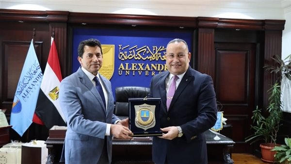 رئيس جامعة الاسكندرية: تعاون مع وزارة الشباب لتنفيذ الأنشطة الطلابية