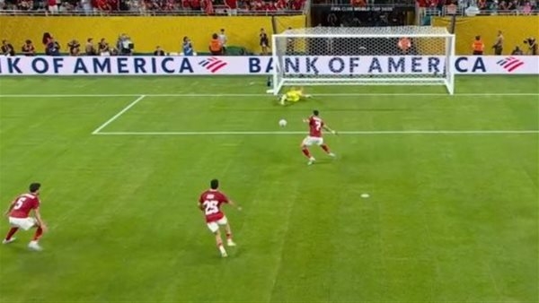 تريزيجيه يهدر ركلة جزاء للأهلي أمام إنتر ميامي