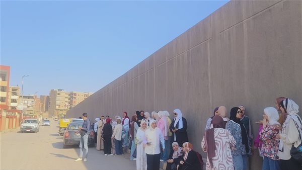راجعوا لآخر لحظة، 64 ألفا طالب في الدقهلية بدأوا امتحان التربية الدينية بـ162 لجنة (فيديو وصور)