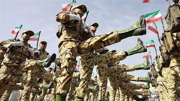الجيش الإيراني يعلن قصف بنك أهداف حساسة فى إسرائيل يشمل منازل القادة