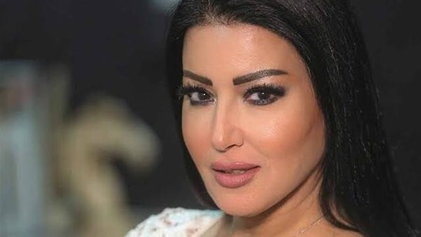 أنا لما بكح بطلع تريند، تصريح يتسبب في انتقادات لـ سمية الخشاب