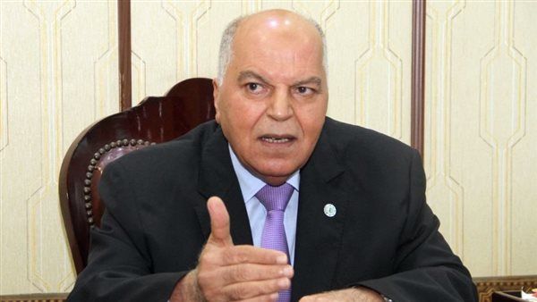 صرف 40 ألف جنيه إعانة عاجلة لأسرة سائق سيارة المعلمين المتوفى في حادث المراقبين بقنا