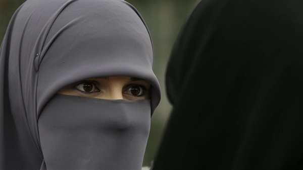 تفسير حلم النقاب في المنام وعلاقته بوجود مشاكل وصعوبات