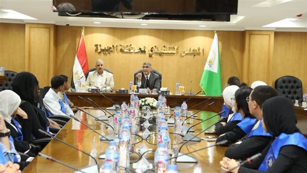 محافظ الجيزة يلتقي أعضاء برلمان الطلائع ويؤكد دعم الدولة لتمكين الشباب