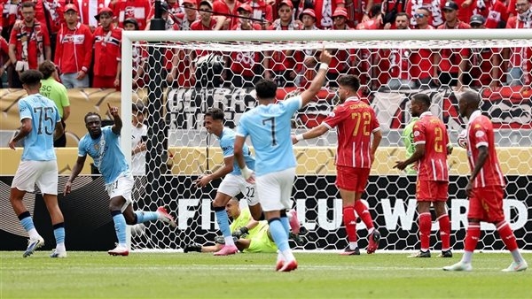 بمشاركة مرموش، مانشستر سيتي يتخطى الوداد بثنائية في كأس العالم للأندية