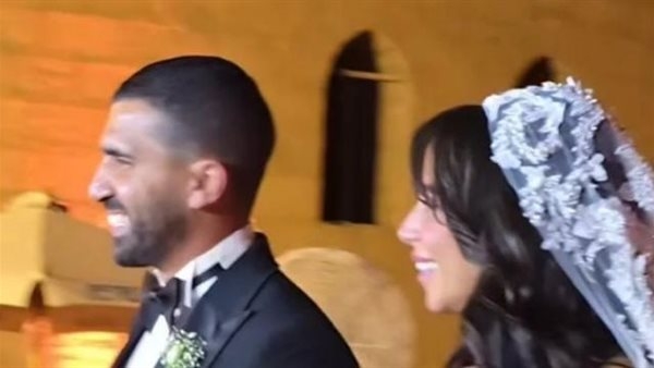 ماجد المصري يحتفل بزفاف ابنته ماهيتاب ويبكي لهذا السبب (صور)