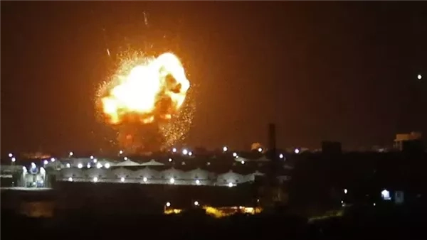 وسائل إعلام إيرانية: سماع دوي انفجارات في مدينتي مهرشهر وكرج قرب طهران