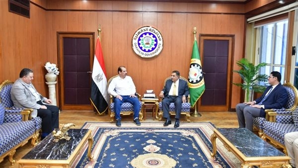 محافظ الدقهلية يستقبل نائب وزير الصحة لمتابعة سير العمل بالمنشآت الطبية