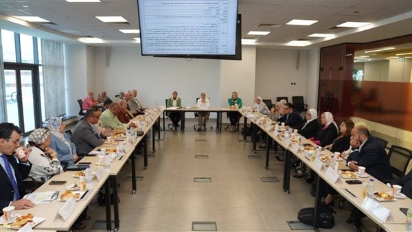 جامعة عين شمس تستحدث سلسلة دورات بمجال الذكاء الاصطناعي لترقية أعضاء هيئة التدريس