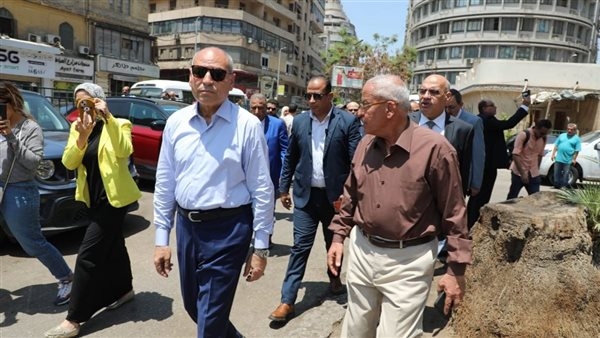بدء تطبيق منظومة السايس في غرب القاهرة.. زي موحد مزود بـ باركود.. 10 آلاف ساحة رسمية بشوارع القاهرة.. خط ساخن لتلقي الشكاوى.. وحماية المواطن من الاستغلال «أبرز الأهداف»