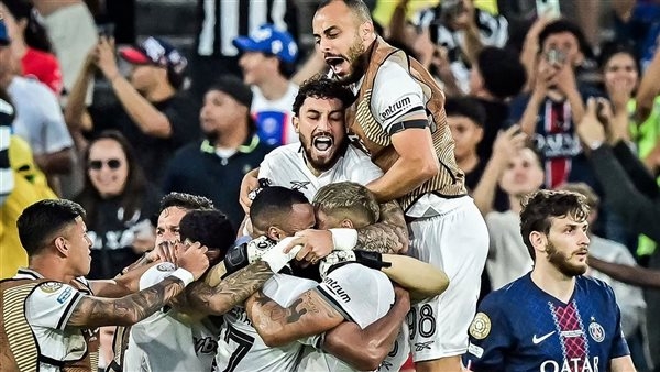 مش مصدقين، فرحة لاعبي بوتافوجو بعد الفوز على باريس سان جيرمان بمونديال الأندية (فيديو)