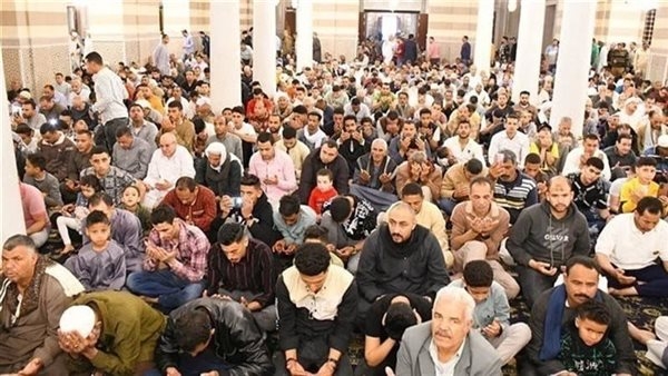 بث مباشر لـ نقل شعائر صلاة الجمعة من مسجد السيدة زينب