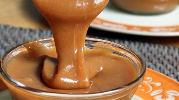 طريقة عمل صوص الكراميل، زي الجاهز للتوفير في الميزانية