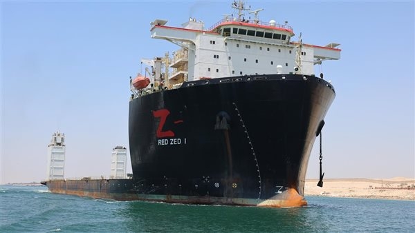 أسامة ربيع: تعاملنا بشكل فوري واحترافي مع حادث جنوح سفينة الغطس RED ZED1