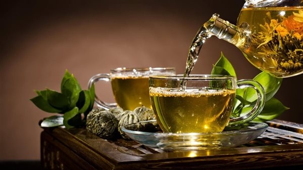 فوائد الشاي الأخضر، لتعزيز وظائف الكبد وتنقيته وإنقاص الوزن