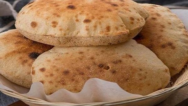 تفسير حلم الخبز الناشف في المنام وعلاقته بأزمات مادية وديون