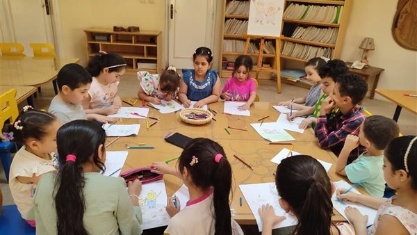 انطلاق دورات أساسيات الرسم والتلوين للأطفال بمكتبة دمنهور (صور)