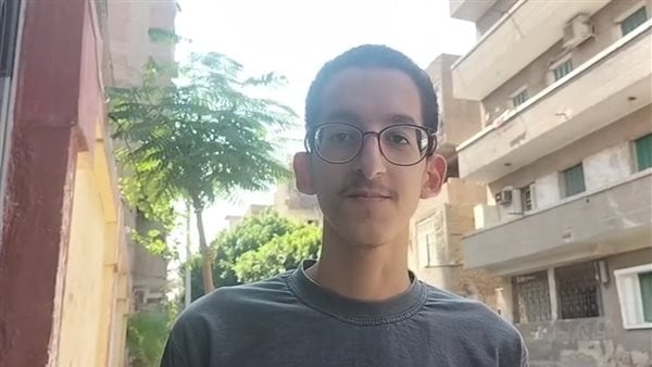 "الأسئلة من المنهج والوقت كافي"، ارتياح بين طلاب الثانوية الأزهرية بعد امتحان الإحصاء (فيديو)