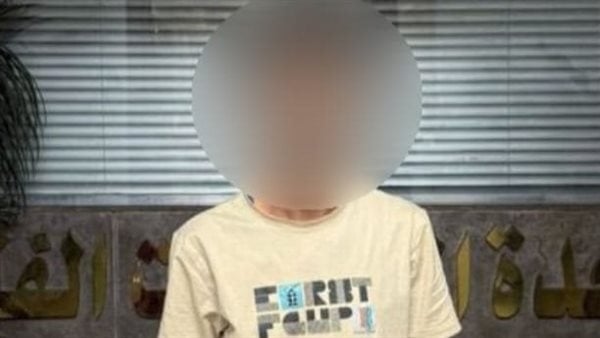 القبض على شاب بتهمة ممارسة أعمال البلطجة في التجمع الأول