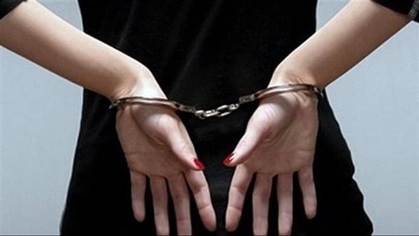القبض على كوافيرة بتهمة ممارسة الرذيلة مع راغبي المتعة في الشيخ زايد