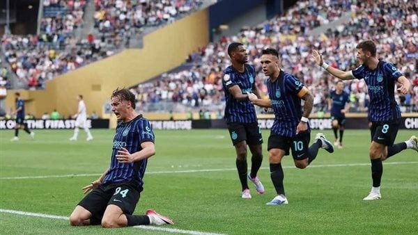 بيو إيسبوزيتو رجل مباراة إنتر ميلان ضد ريفر بليت