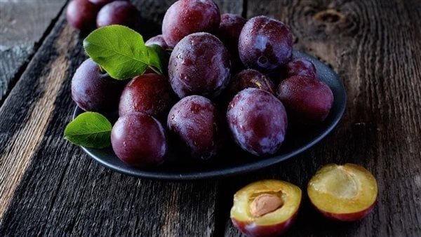 البرقوق لجمال البشرة وتحسين المزاج ورشاقة الجسم