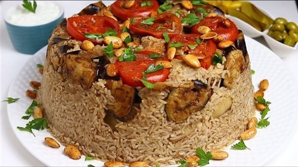 طريقة عمل مقلوبة الباذنجان في خطوات بسيطة