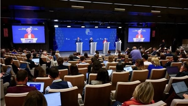 بإجماع الدول الأعضاء، الاتحاد الأوروبي يمدد العقوبات المفروضة على روسيا