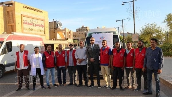 محافظ أسوان يفتتح فعاليات الاحتفال باليوم العالمى للتبرع بالدم (صور)
