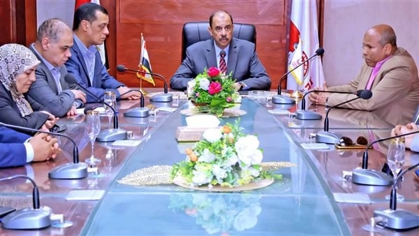 محافظ سوهاج يتابع انتظام سير امتحانات الثانوية العامة