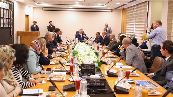 عجيبة للبترول: خطة لحفر 14 بئرًا على مدى 4 سنوات