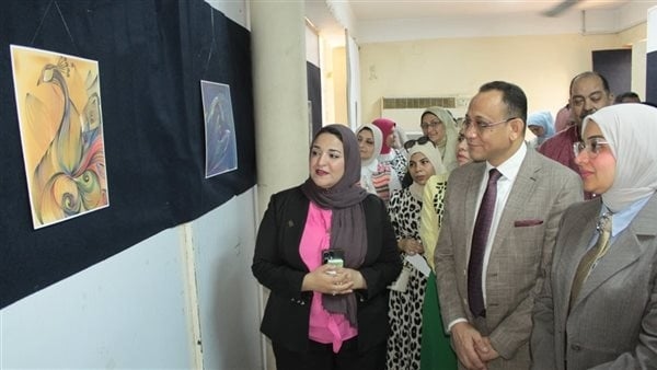 "فن تازيا"، معرض فني تنظّمه كلية التربية النوعية بجامعة أسيوط (صور)