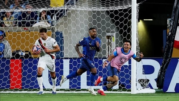 مان يونايتد يسخر من خسارة السيتي أمام الهلال بكأس العالم للأندية