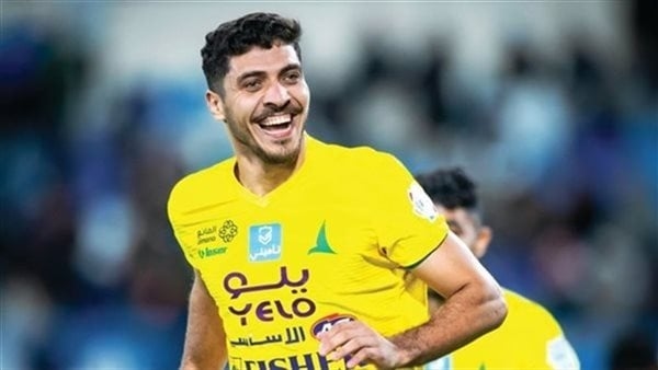 شوبير يعلن عودة محمد شريف إلى الأهلي