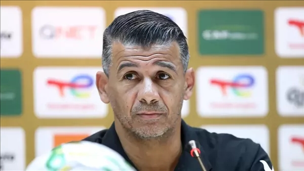 رسميا، الجزائري ميلود حمدي مديرا فنيا لنادي الإسماعيلي