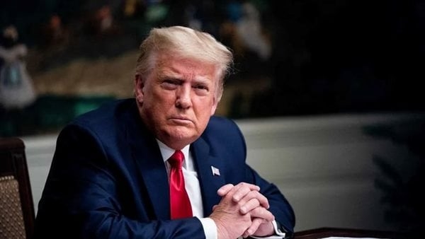 ترامب يصعد لهجته ضد جيروم باول ويطالبه بالاستقالة فورًا